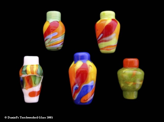 (111) - 5 Vases